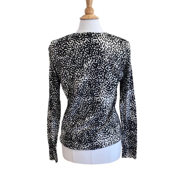 Merona Cotton Blend Black & White Animal Print V-Neck Long Sleeve Cardigan, S - Picture 4 of 10